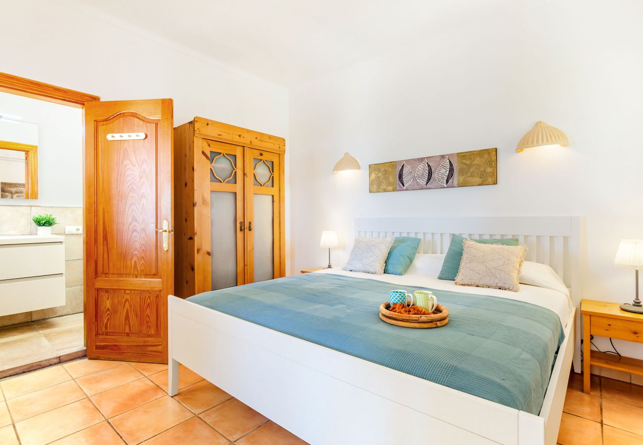 Villa in Santanyi - Can Flores Villa  Ferienhaus mit Pool perfekt für einen entspannten Urlaub nahe Cala Santanyi