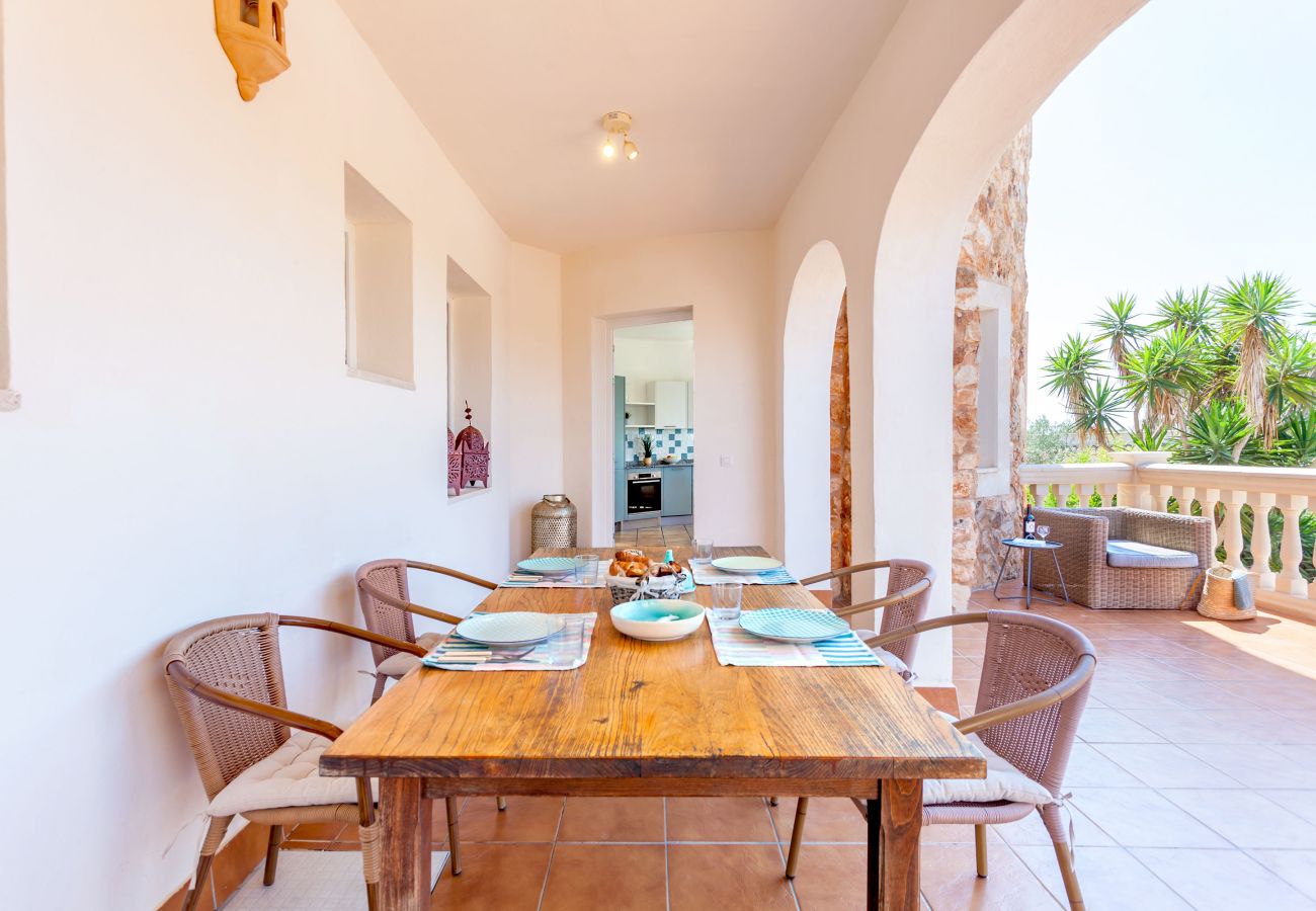 Villa in Santanyi - Can Flores Villa  Ferienhaus mit Pool perfekt für einen entspannten Urlaub nahe Cala Santanyi