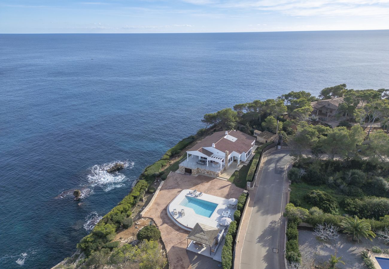 Villa in Cala Santanyi - Villa Can Ferrando in erste Meereslinie mit mediterranem Luxus