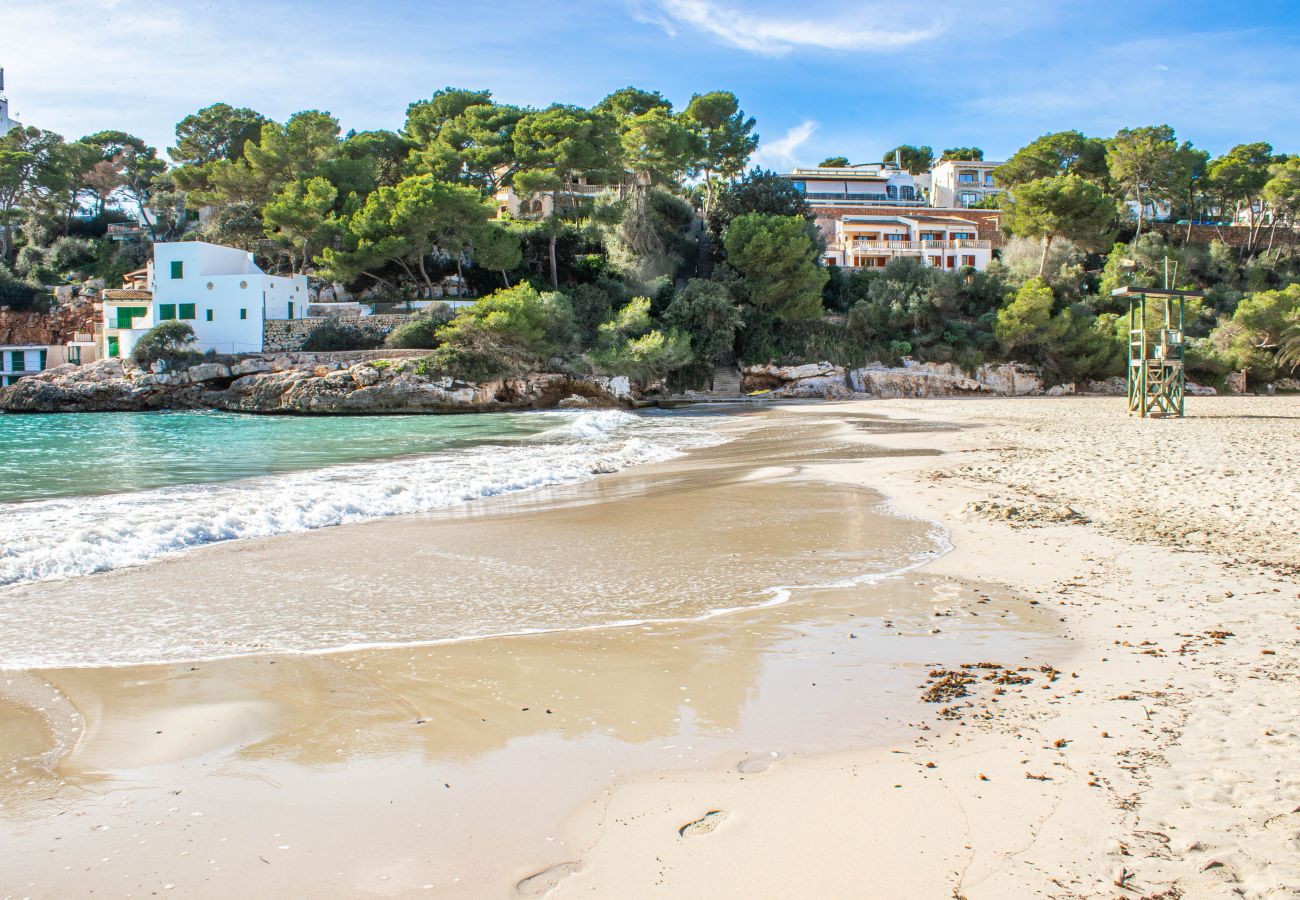 Ferienwohnung in Cala Santanyi - Sa Trona Beach House Ferienhaus mit Blick auf Cala Santanyi nur wenige Schritte vom Strand entfernt