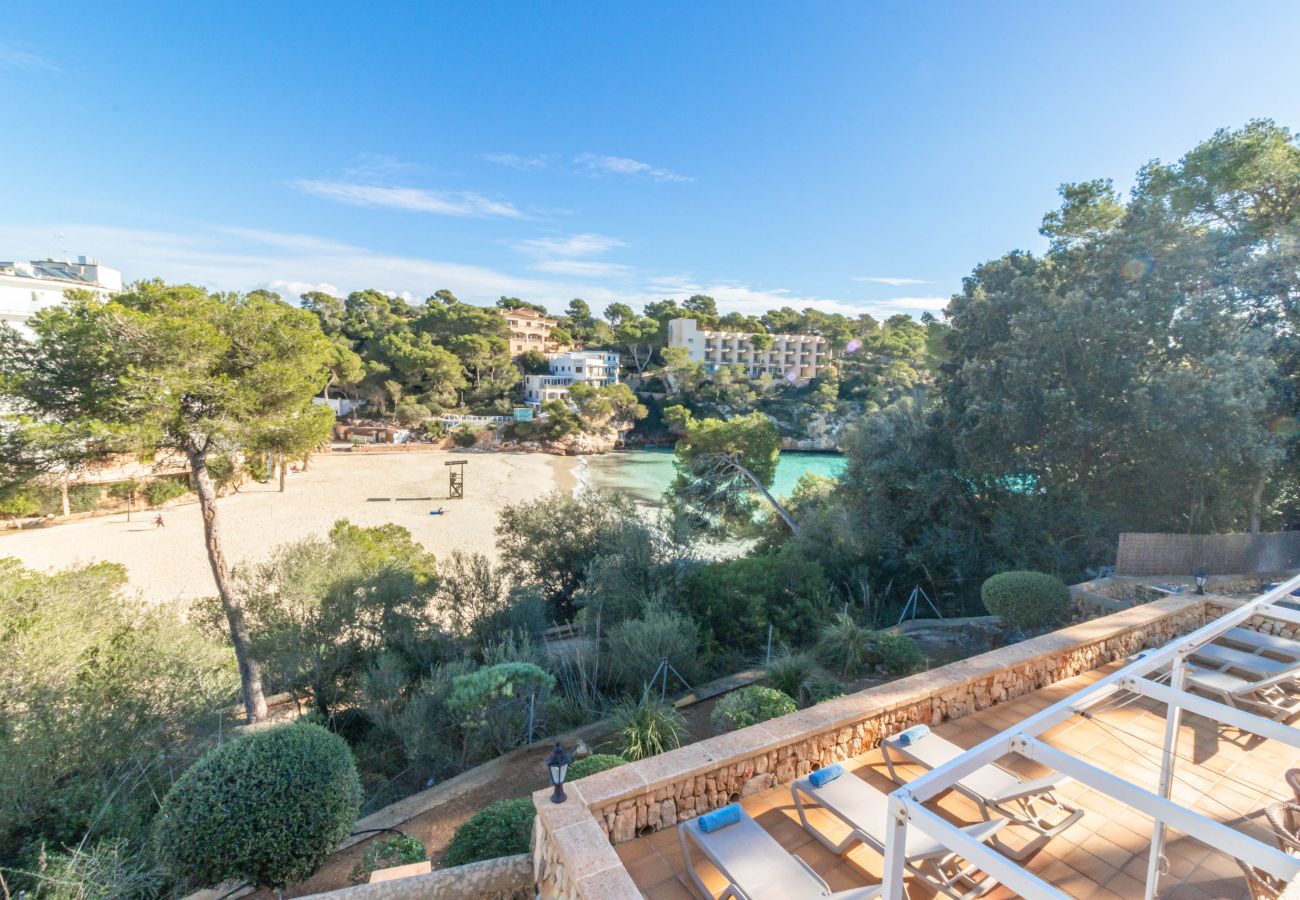 Ferienwohnung in Cala Santanyi - Sa Trona Beach House Ferienhaus mit Blick auf Cala Santanyi nur wenige Schritte vom Strand entfernt