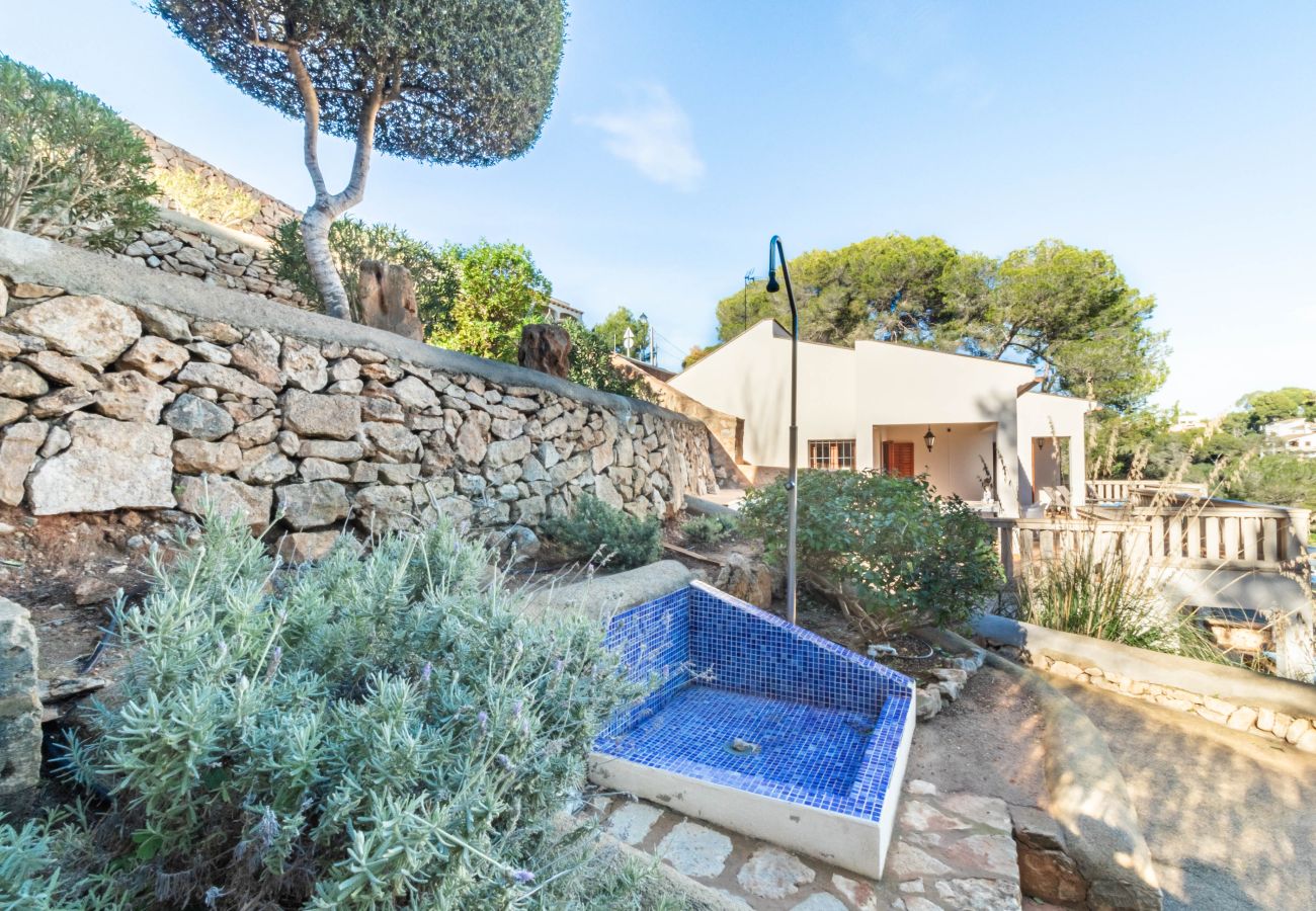 Ferienwohnung in Cala Santanyi - Sa Trona Beach House Ferienhaus mit Blick auf Cala Santanyi nur wenige Schritte vom Strand entfernt