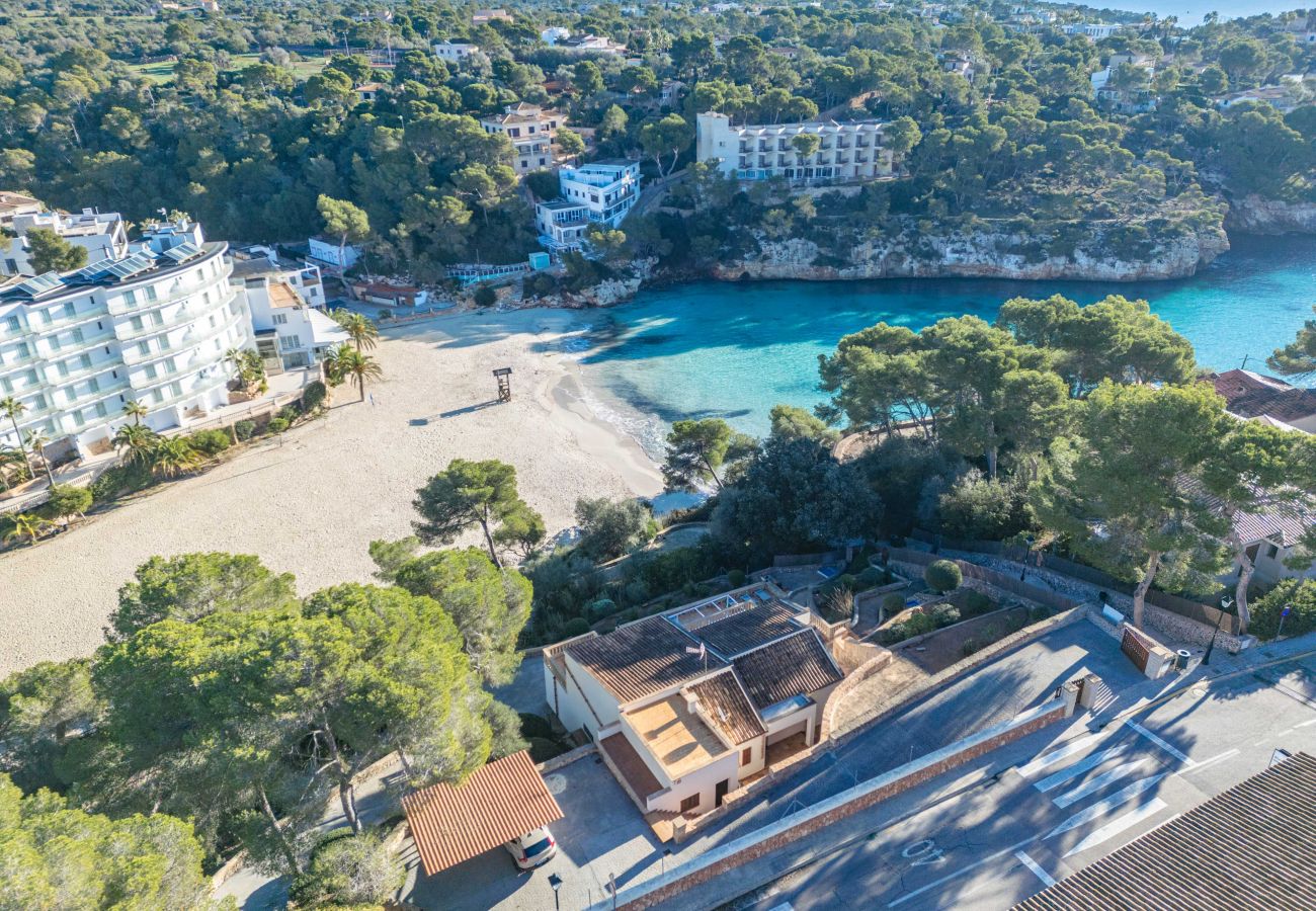 Ferienwohnung in Cala Santanyi - Sa Trona Beach House Ferienhaus mit Blick auf Cala Santanyi nur wenige Schritte vom Strand entfernt