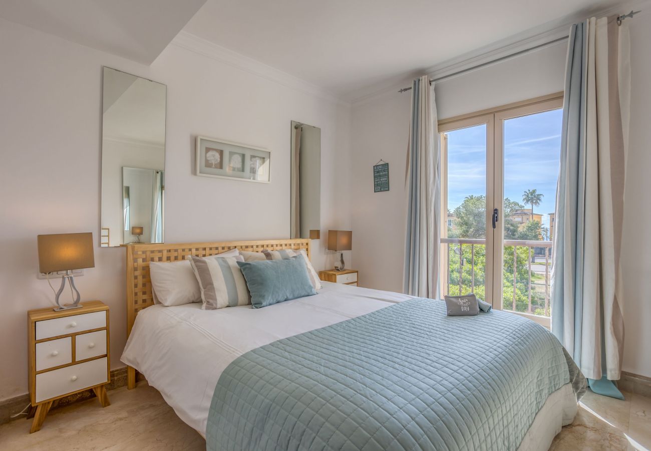 Ferienwohnung in Santa Ponça - Port Adriano Residence stilvolle Unterkunft mit Pool nahe dem Strand in Santa Ponsa verfügbar für temporäre Aufenthalte