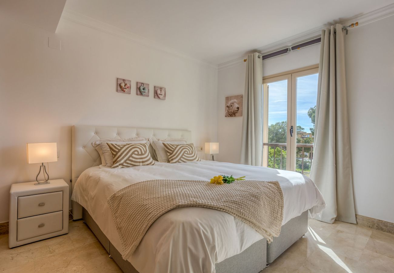 Ferienwohnung in Santa Ponça - Port Adriano Residence stilvolle Unterkunft mit Pool nahe dem Strand in Santa Ponsa verfügbar für temporäre Aufenthalte