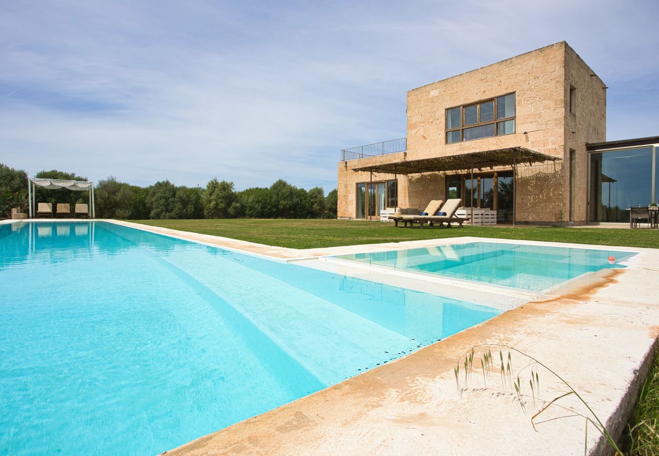 Finca en Campos - Son Coranta » finca moderna con piscina en ubicación tranquila, perfecto para sus vacaciones