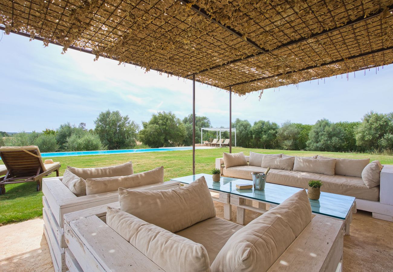 Finca en Campos - Son Coranta casa vacacional con estilo rústico y piscina en un entorno tranquilo y natural en Campos