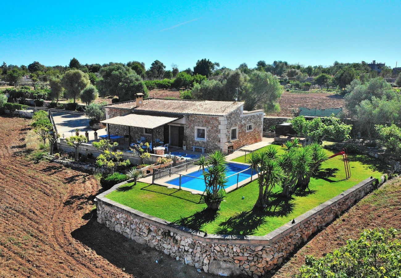 Finca en Santa Margalida - Es Bosquerró 054 fantástica finca con piscina vallada, zona infantil, terraza, barbacoa y WiFi