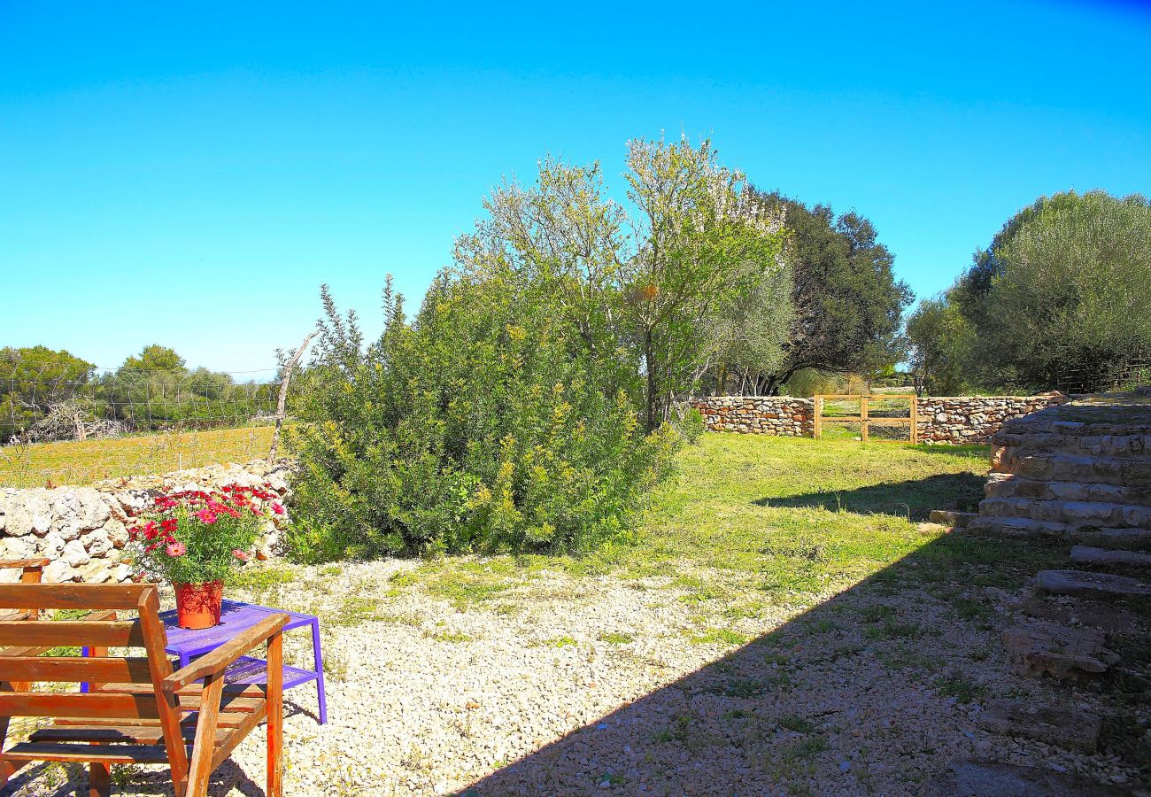 Finca en Son Serra de Marina - Sa Cabaneta 235 tradicional finca con piscina privada, jardín, barbacoa y WiFi