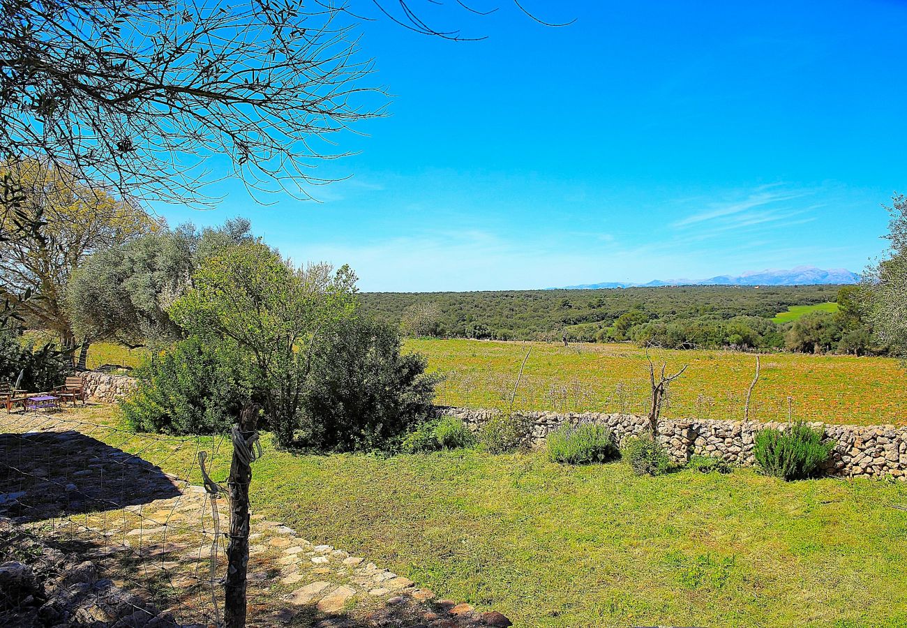 Finca en Son Serra de Marina - Sa Cabaneta 235 tradicional finca con piscina privada, jardín, barbacoa y WiFi