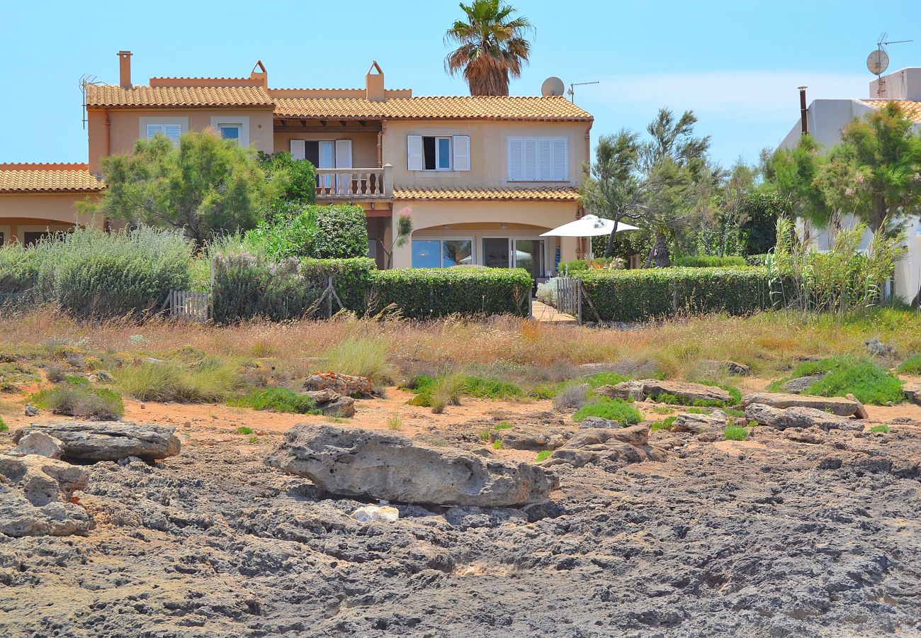 Villa en Colonia de Sant Pere - Embat 017 villa con piscina privada y acceso directo al mar, jardín y aire acondicionado