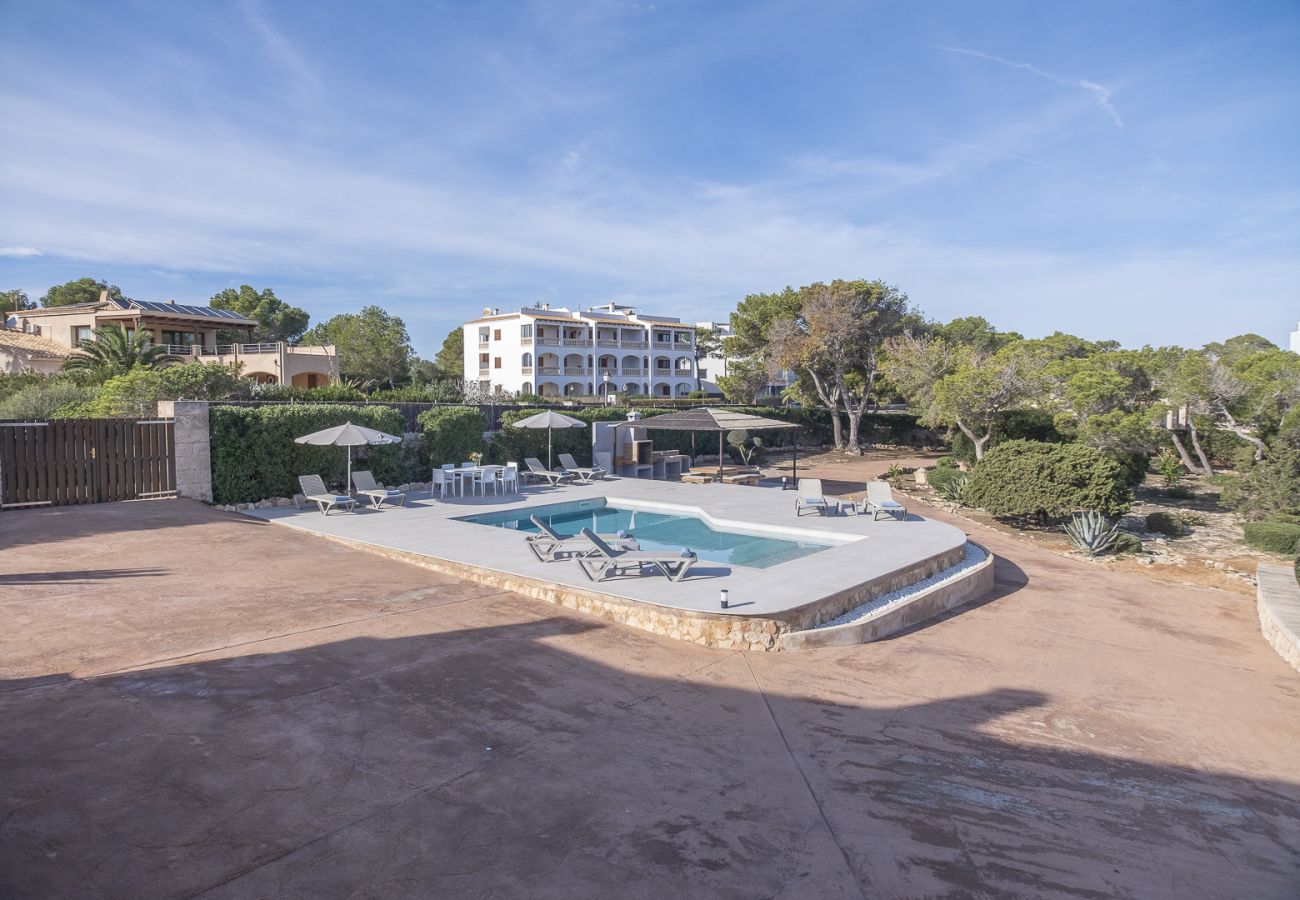 Villa en Cala Santanyi - Villa Can Ferrando  Primera Línea de Mar con Lujo Mediterráneo