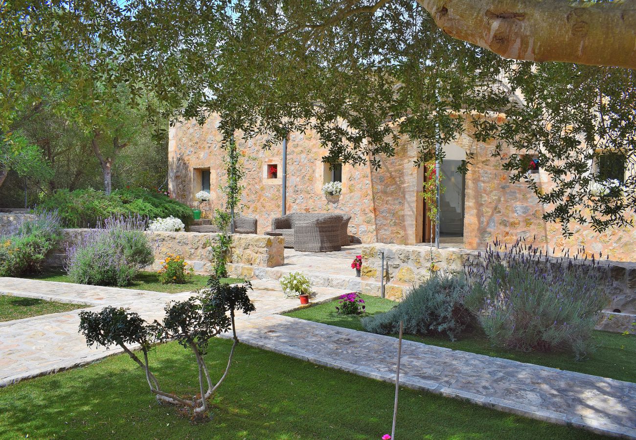 Finca en Maria de la salut - Es Gassons 012 fantástica villa con piscina privada, impresionantes vistas, barbacoa y aire acondicionado