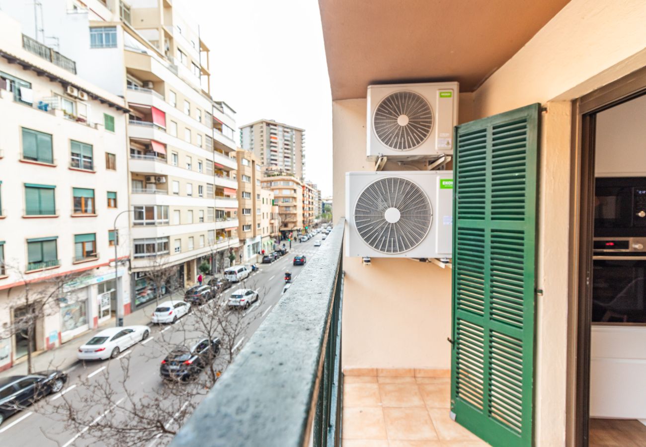 Apartamento en Palma  - Serralta Centro alojamiento moderno y luminoso disponible para alquiler mensual en Palma