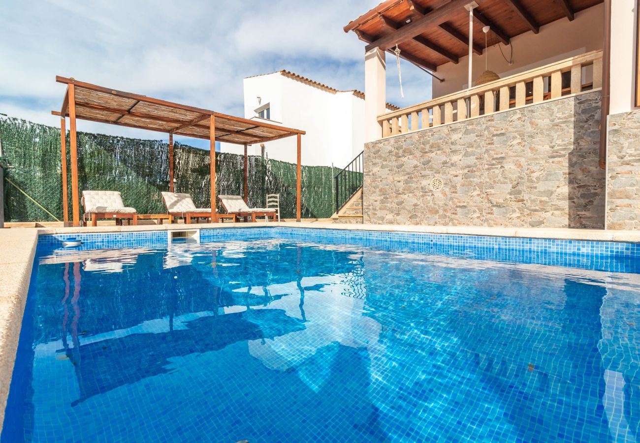 Chalet in Cala Murada - Villa with private pool near the sea