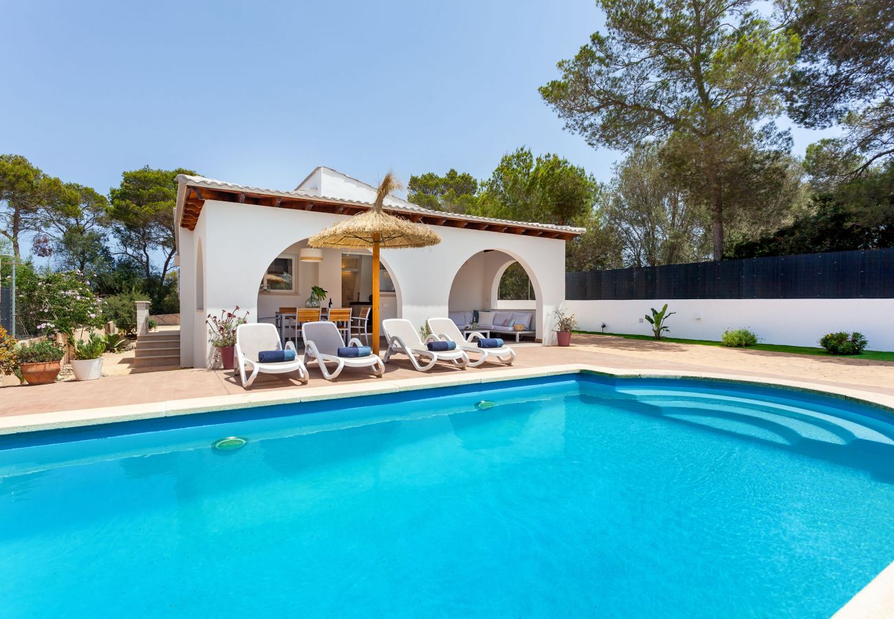 House in Santanyi - Casa Abril » Lovely holiday house with pool near the beach