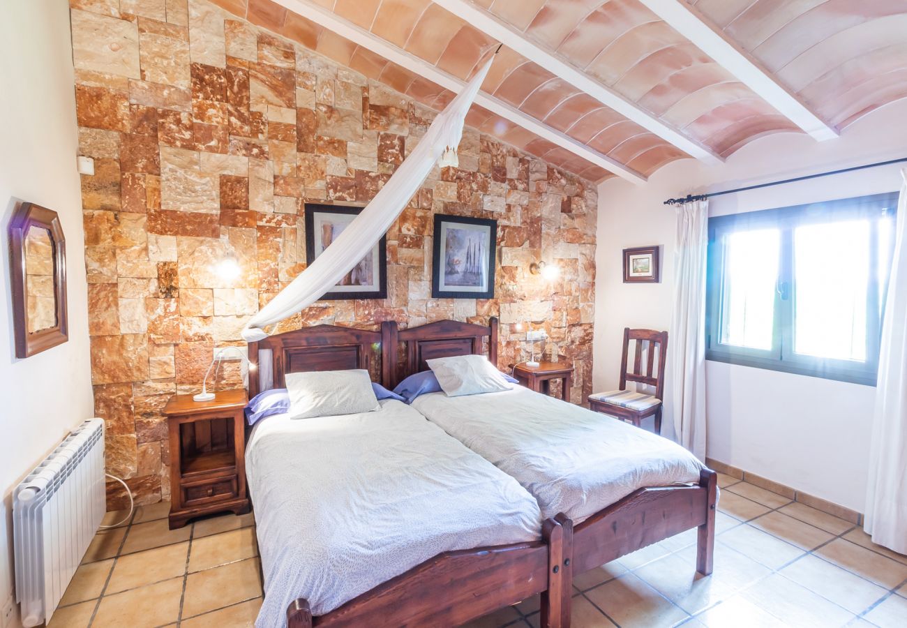 Country house in Santanyi - Finca Sa Barraca » cozy finca with charming garden and pool