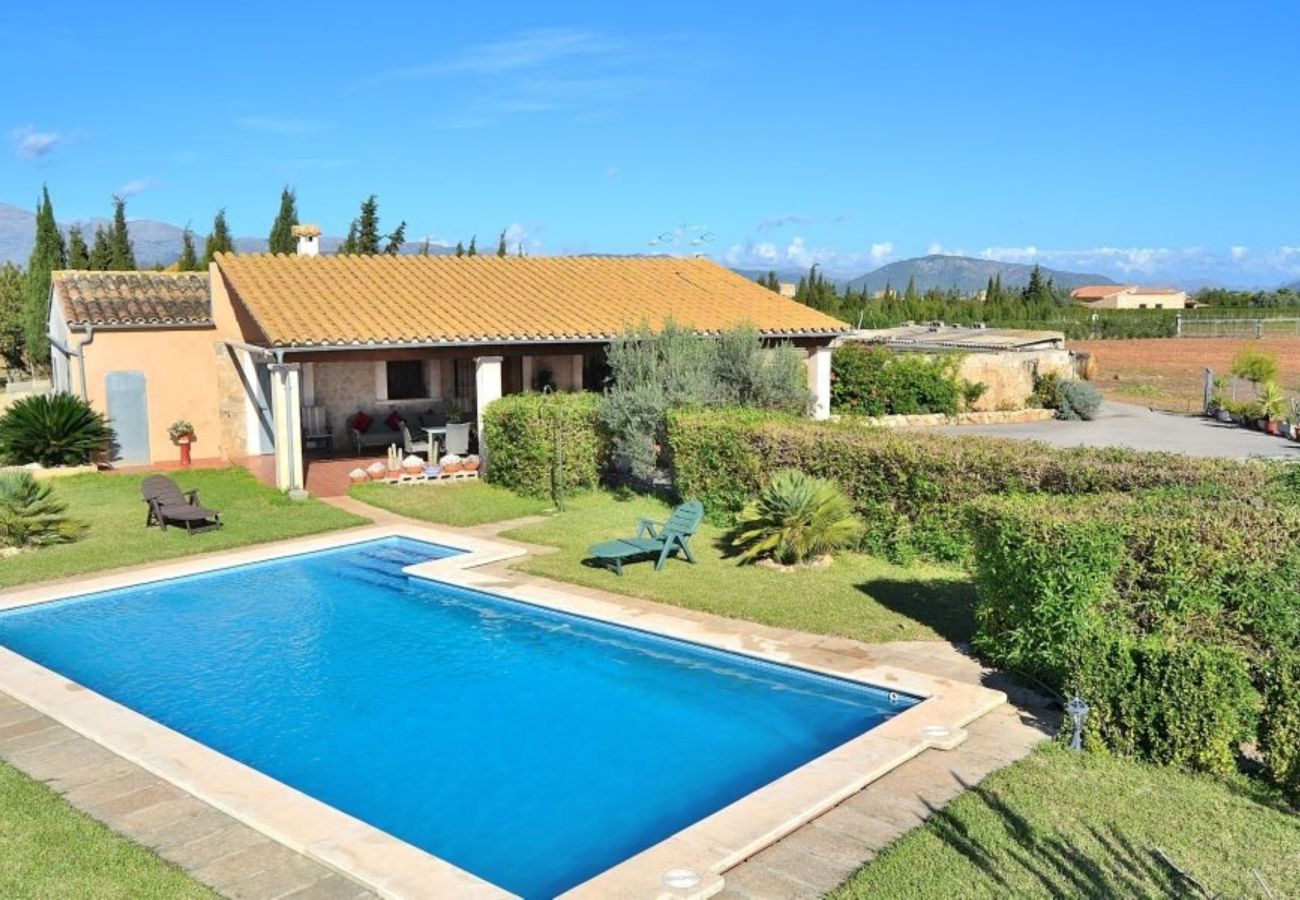 Country house in Muro - Sant Vicenç 022 traditional finca with private pool, spacious garden and WiFi