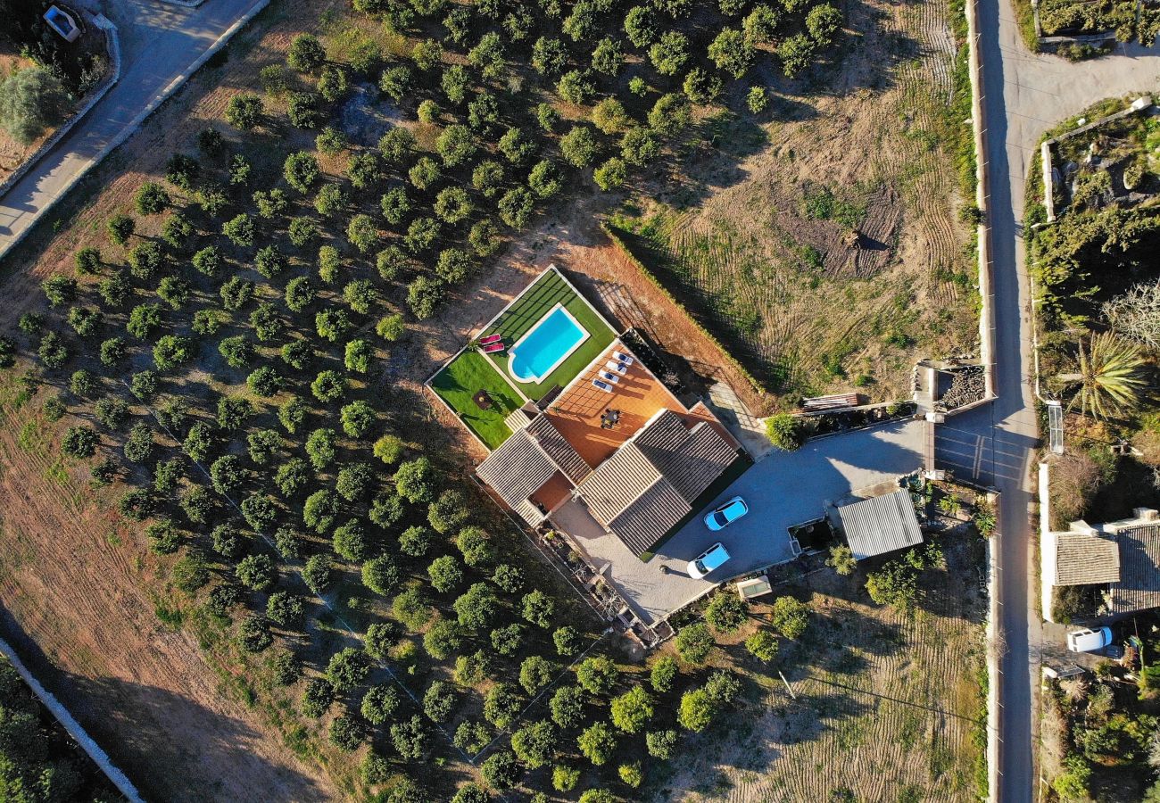 Country house in Muro - Els Tarongers 081 fantastic finca with private pool, air conditioning, terrace and barbecue