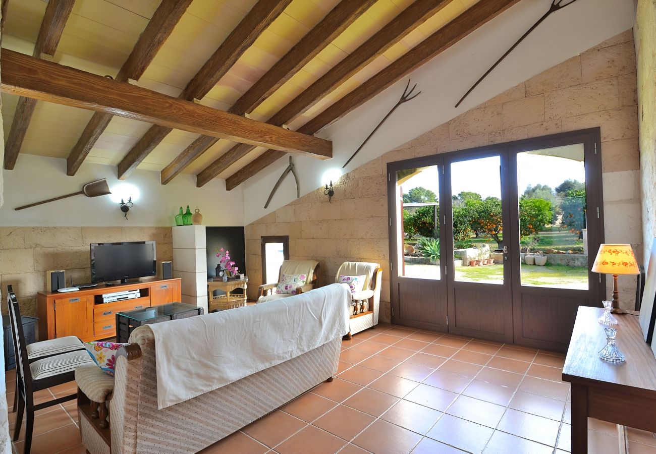 Country house in Muro - Els Tarongers 081 fantastic finca with private pool, air conditioning, terrace and barbecue