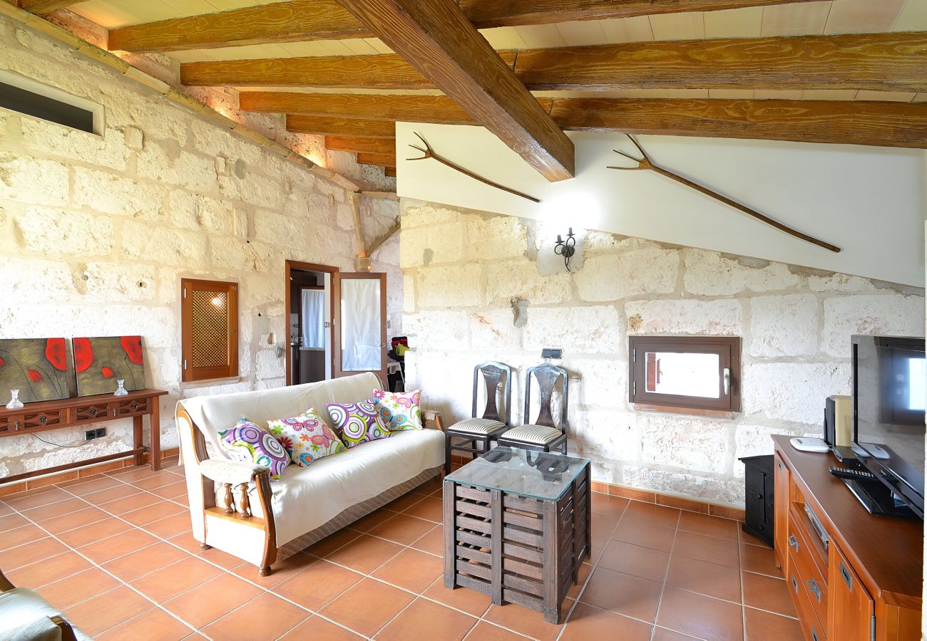 Country house in Muro - Els Tarongers 081 fantastic finca with private pool, air conditioning, terrace and barbecue