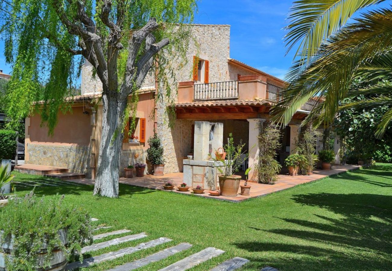 From 100 € per day you can rent your villa in Mallorca