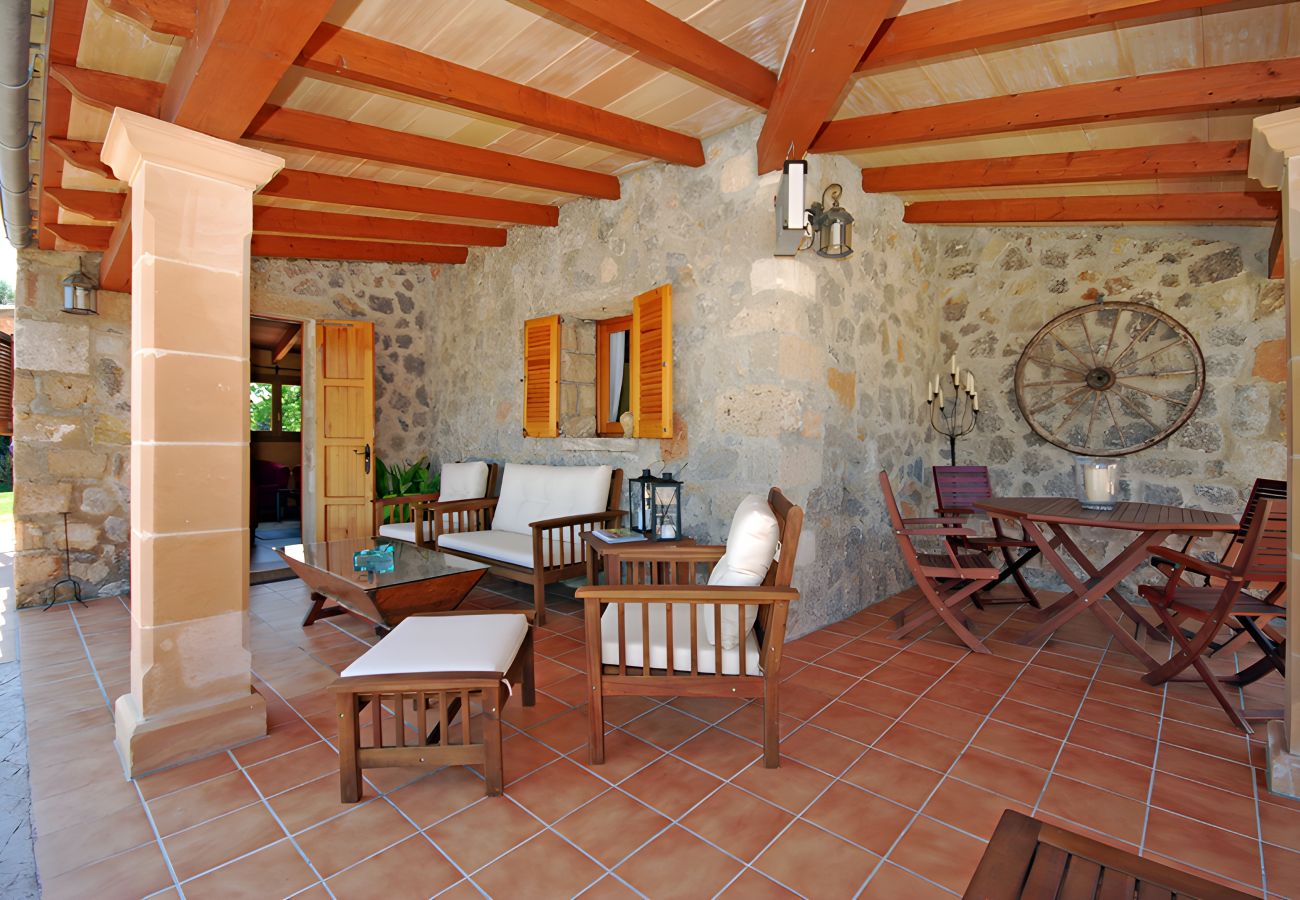 Country house in Alcudia - Can Roig 113 fantastic finca with private pool, garden, children's area and air-conditioning