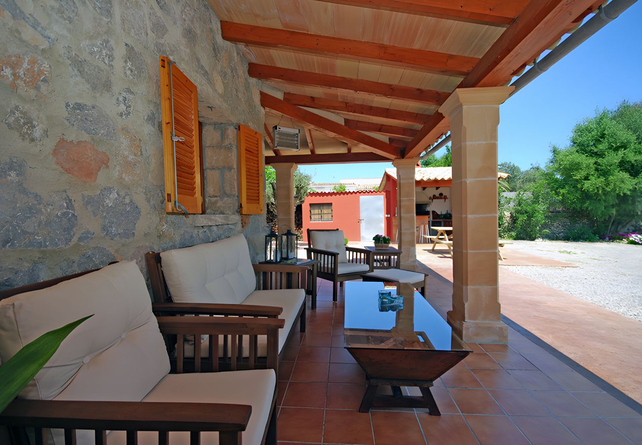 Country house in Alcudia - Can Roig 113 fantastic finca with private pool, garden, children's area and air-conditioning