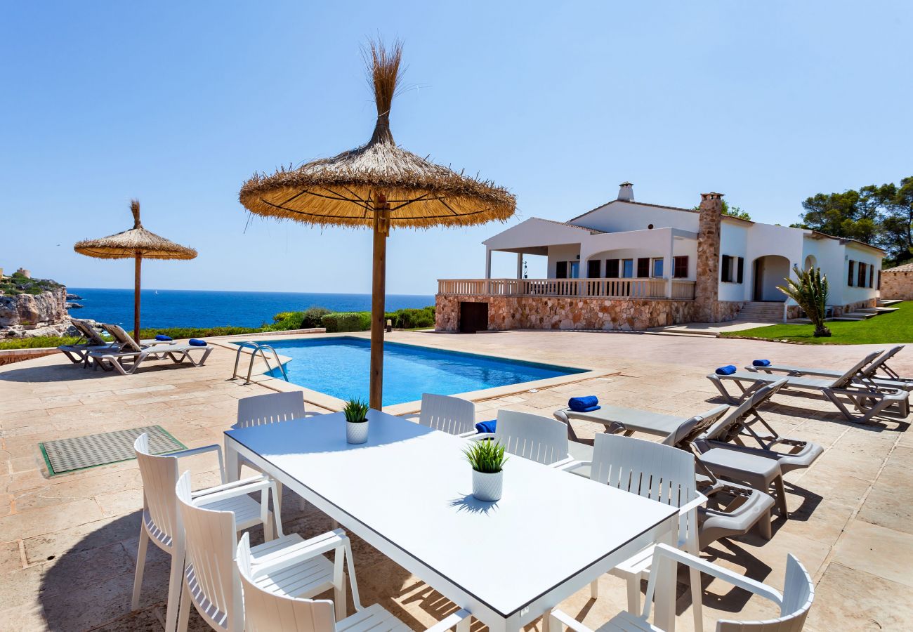 House in Cala Santanyi - Villa Can Ferrando First Line Seaview with Mediterranean Luxury