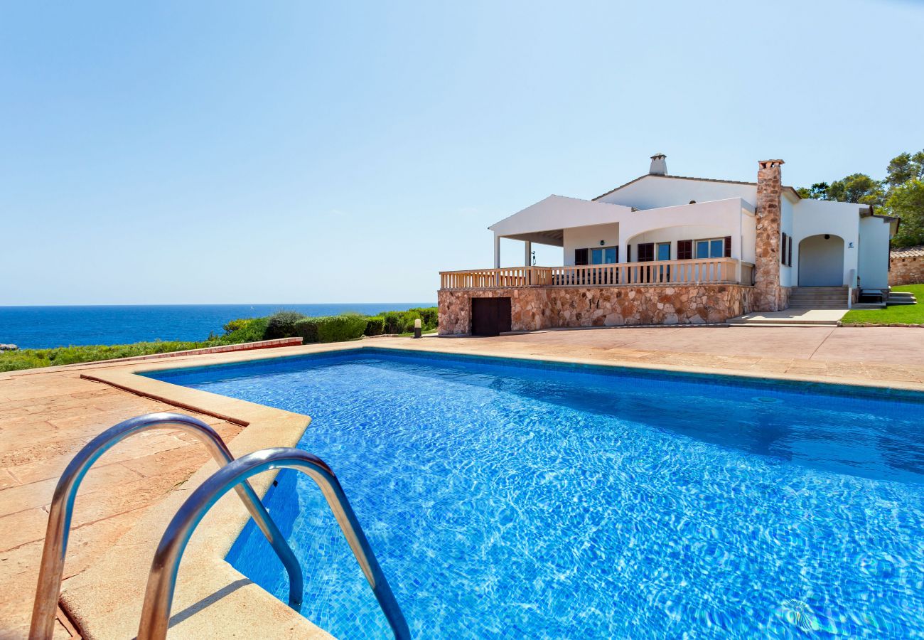 House in Cala Santanyi - Villa Can Ferrando First Line Seaview with Mediterranean Luxury