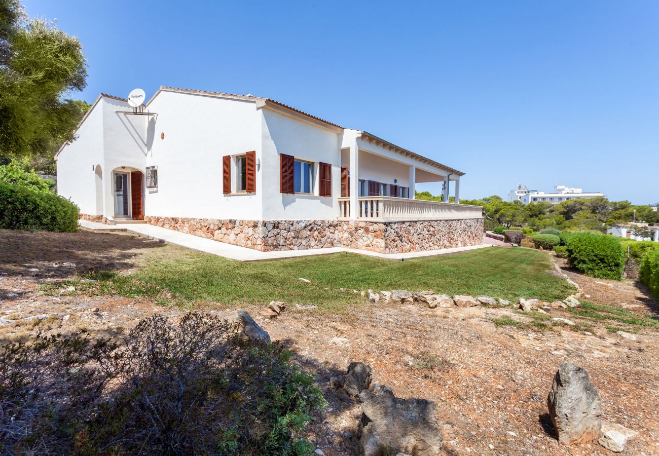 House in Cala Santanyi - Villa Can Ferrando First Line Seaview with Mediterranean Luxury