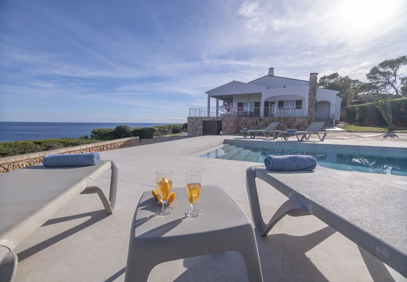 Villa in Cala Santanyi - Villa Can Ferrando First Line Seaview with Mediterranean Luxury