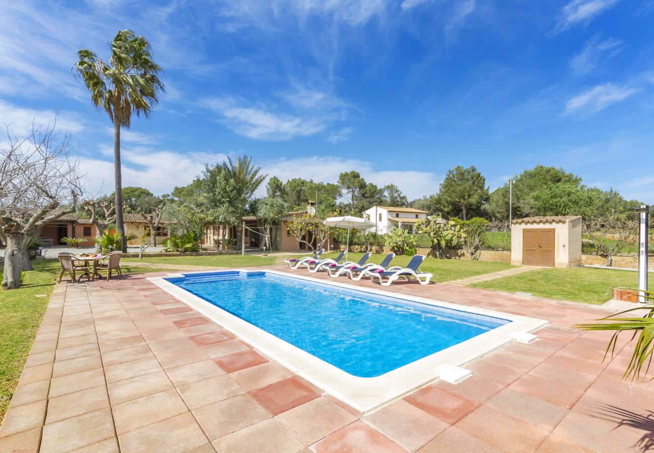 Country house in Alcudia - Marilen 254 fantastic finca with private pool, large garden, playground and air conditioning