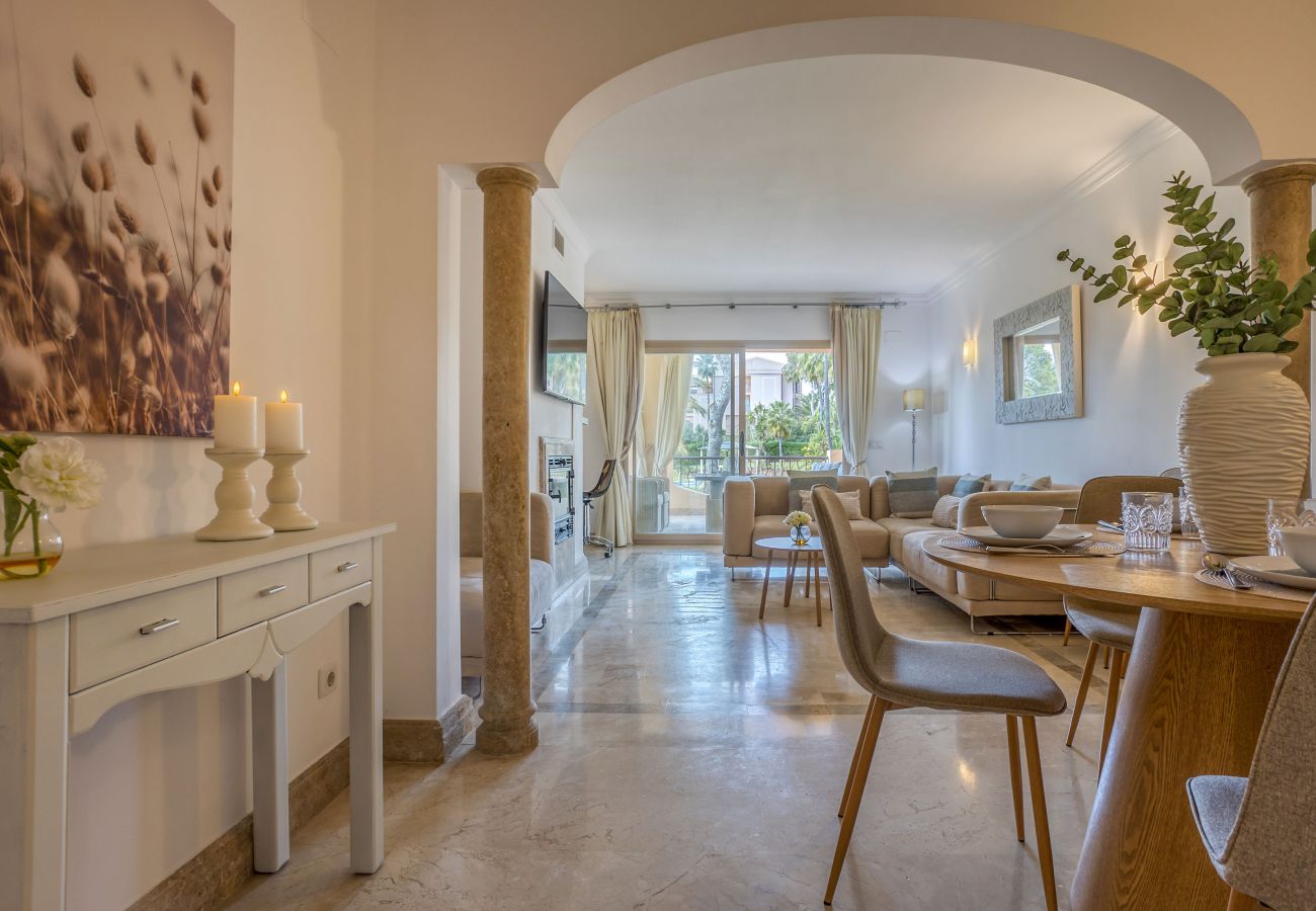 Apartment in Santa Ponça - Port Adriano Residence stylish accommodation with pool close to the beach in Santa Ponsa available for temporary stays