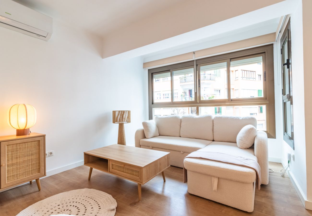 Apartment in Palma  - Serralta Centro modern and bright living space available for monthly rental in Palma